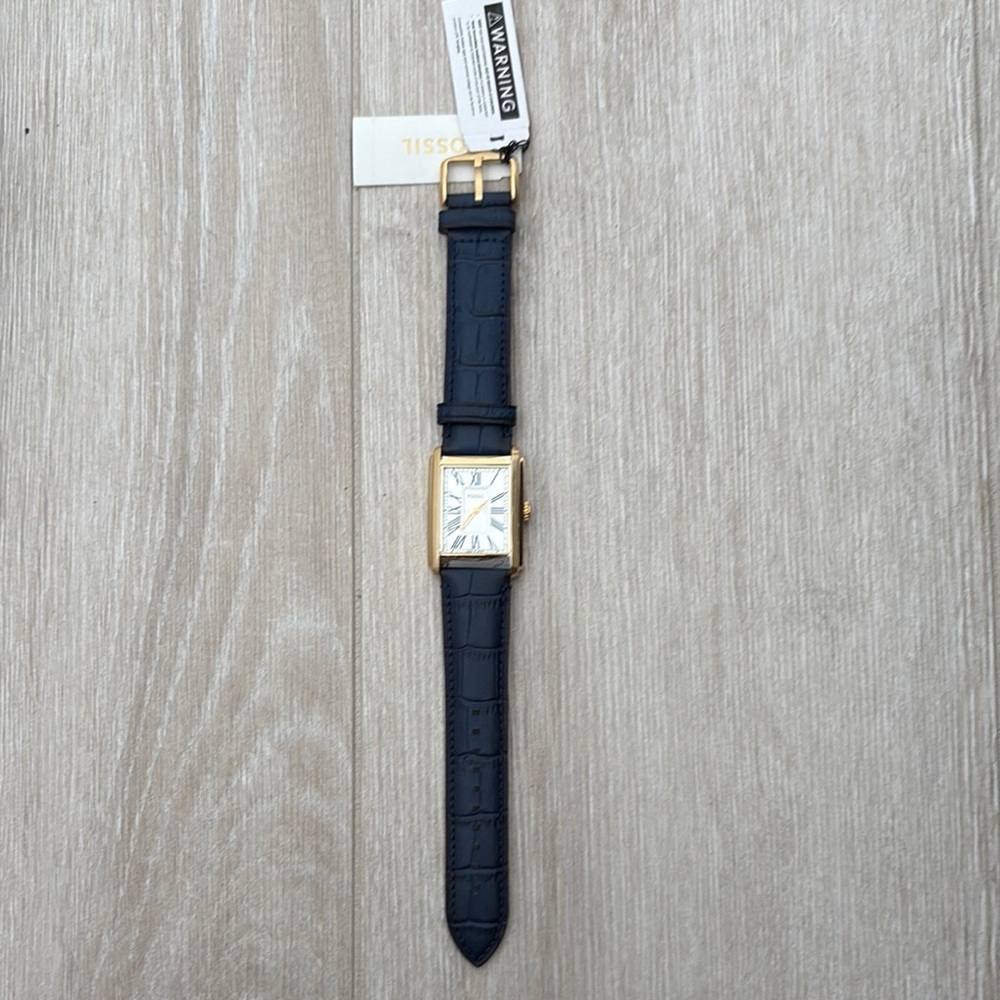 Fossil Unisex Navy and Gold Watch (NWT)